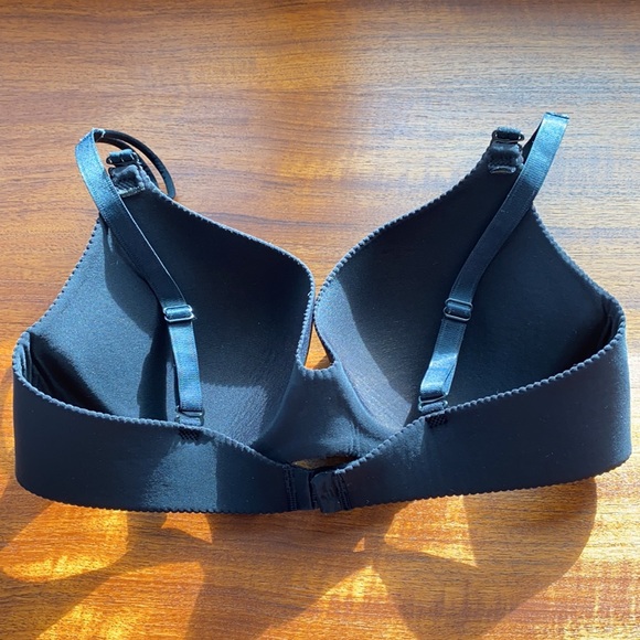 Seamless Underwire Bra 34C - Picture 8 of 9
